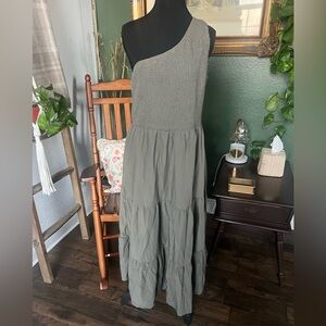 Elegant One Shoulder Olive Green Dress